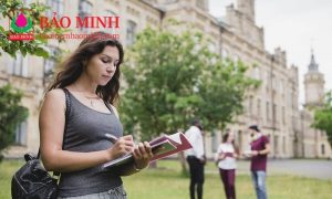 mua bao hiem du hoc duc